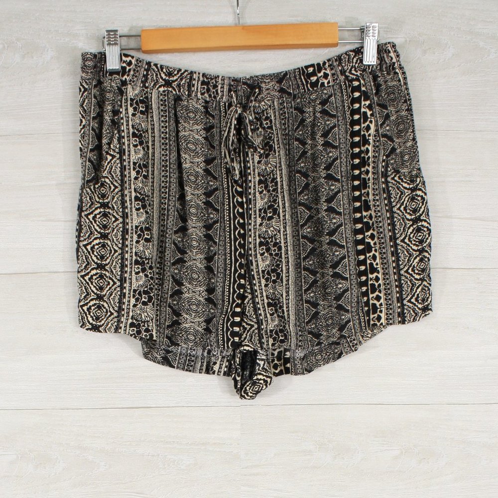 SOLD OUT!! American Eagle Printed Drawstring Shorts